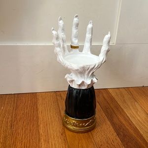 Candle holder